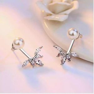 🌟 Sterling Silver Pearl Earrings